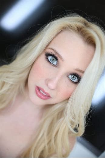 Samantha Rone Bio, Height, Weight, Age, Measurements Sex Image Hq
